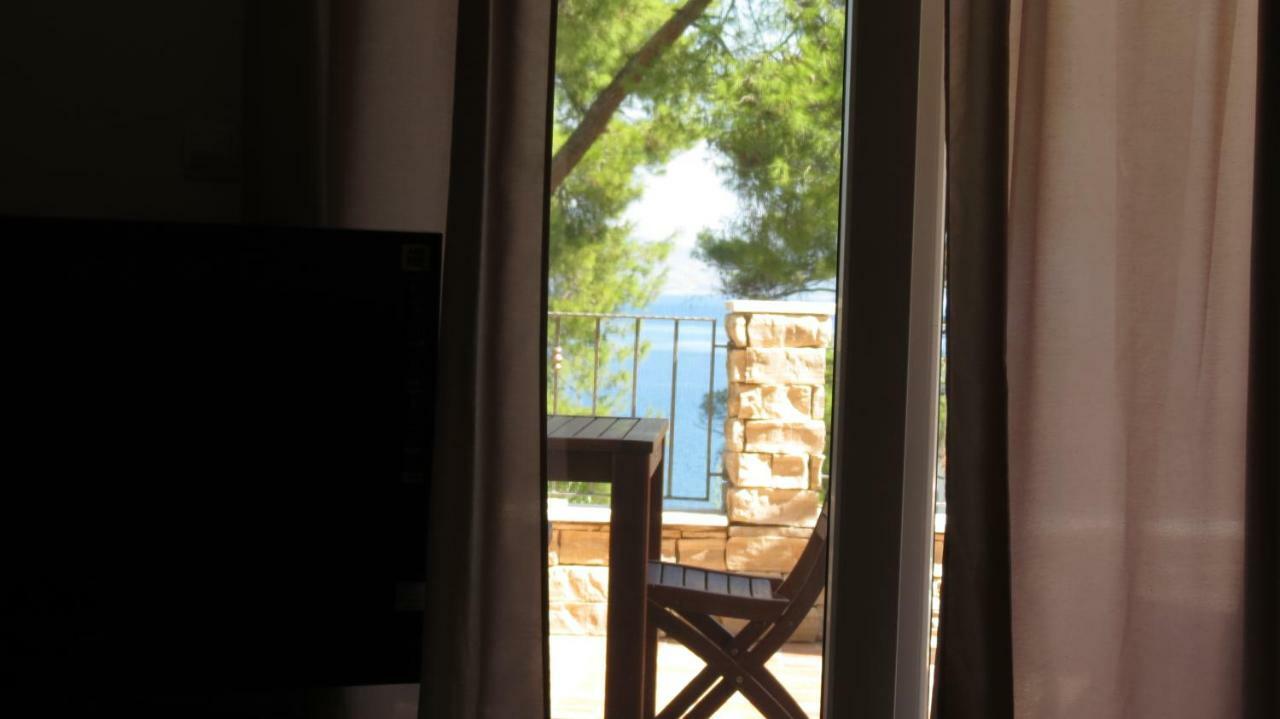 Hotel Vila Familia Hvar Vrboska Esterno foto